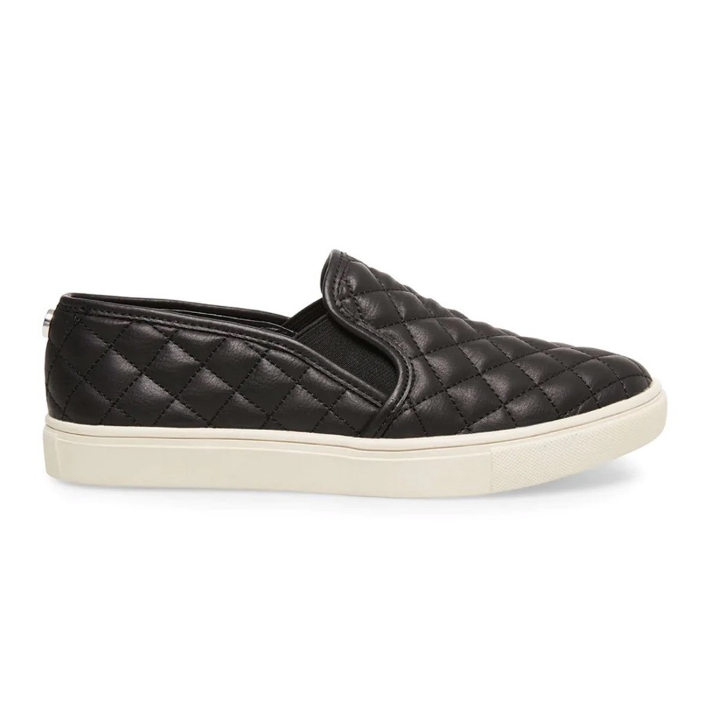 Steve Madden Eccentrq Black Slip On Sneaker - Picture 3 of 15